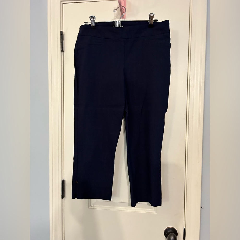 Navy Cropped Business Casual Bottoms